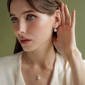 Cercei argint cu perle naturale albe și cristale, cu tortițe DiAmanti SK25473EL_W-G